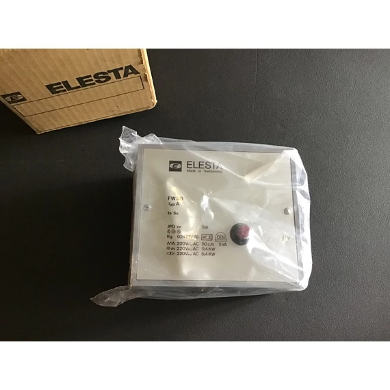 Elesta FW38 olajégő automatika 